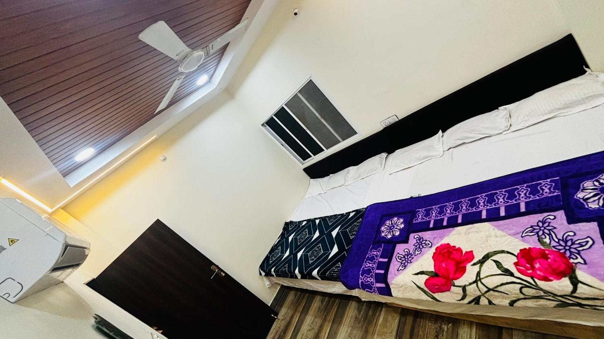 Hotel Shreenidhi Comfort Stay Ujjain Exterior foto
